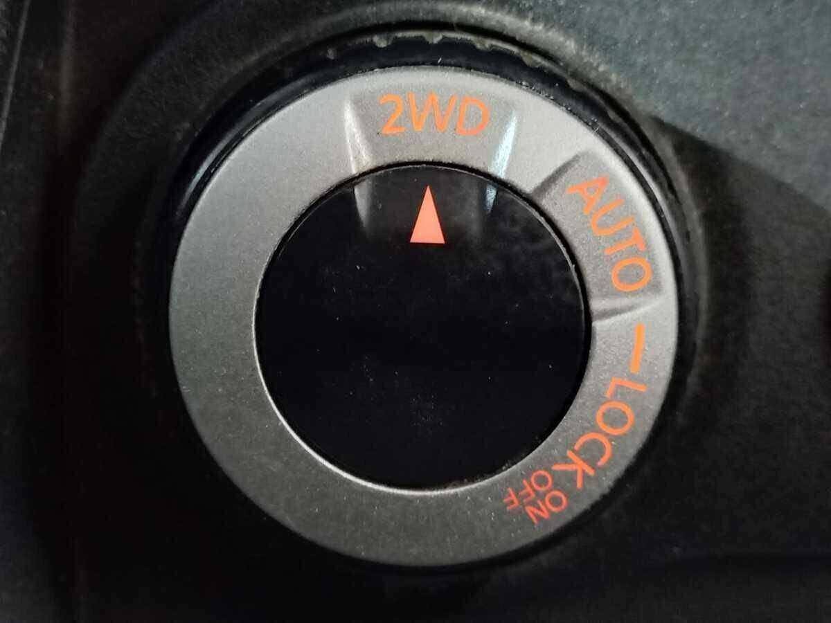 Renault Duster с пробегом — 2014 год. Фото: #13