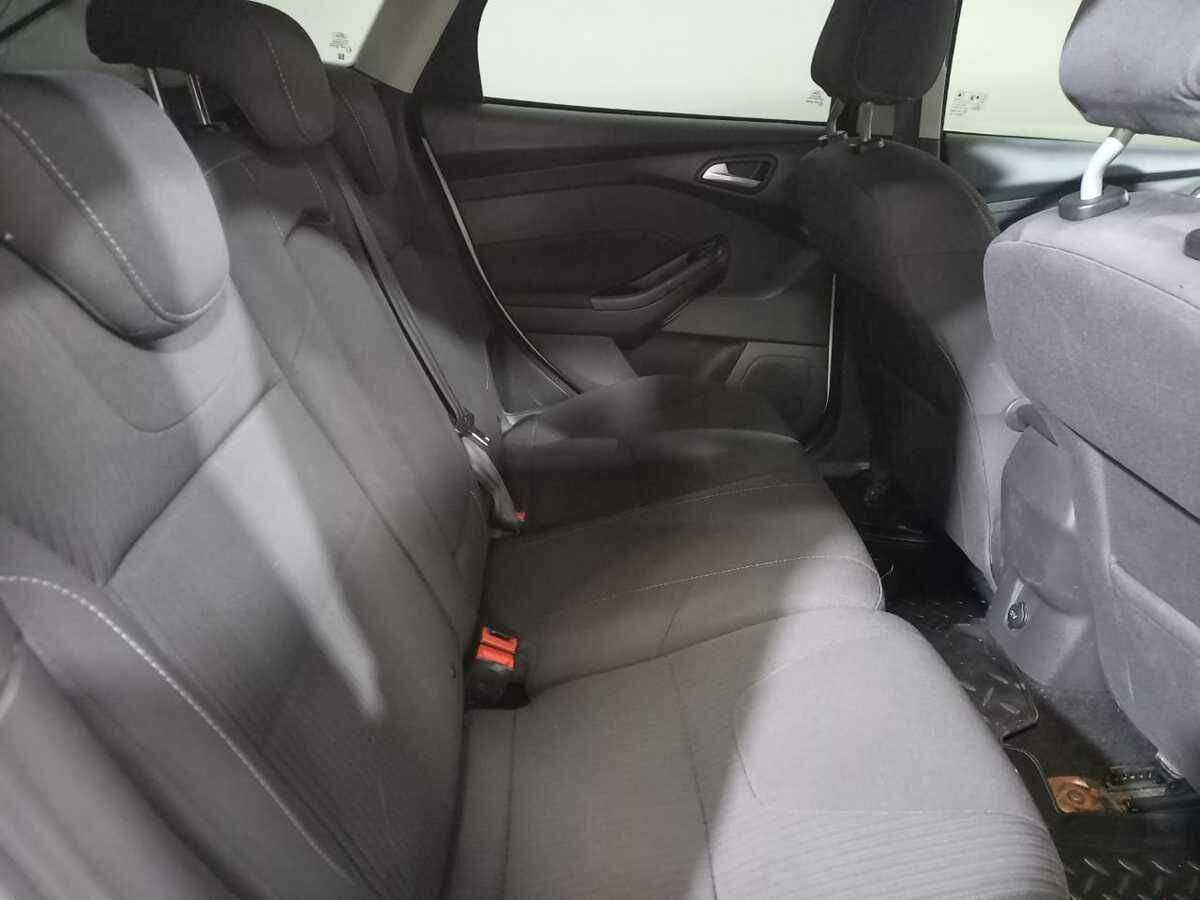 Ford Focus с пробегом — 2014 год. Фото: #10