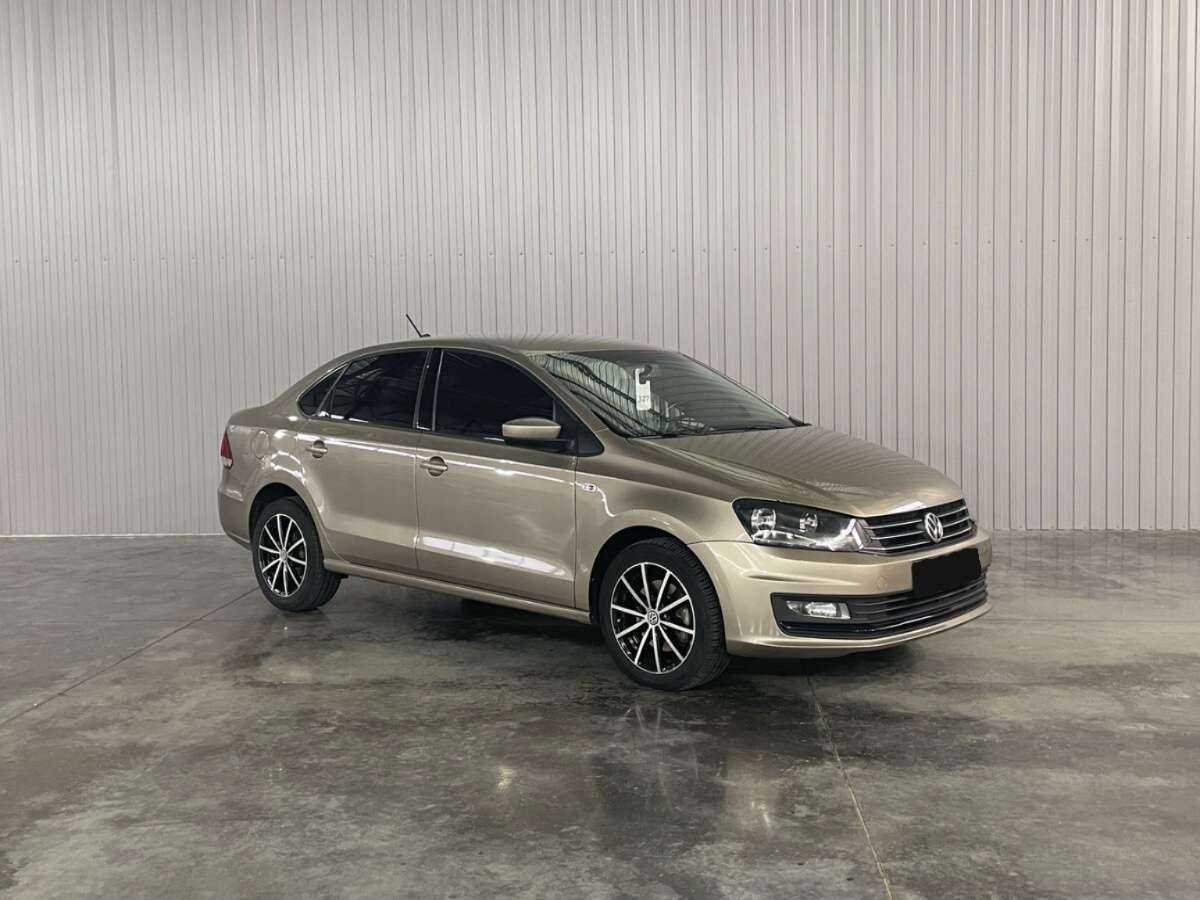 Volkswagen Polo с пробегом — 2017 год. Фото: #2