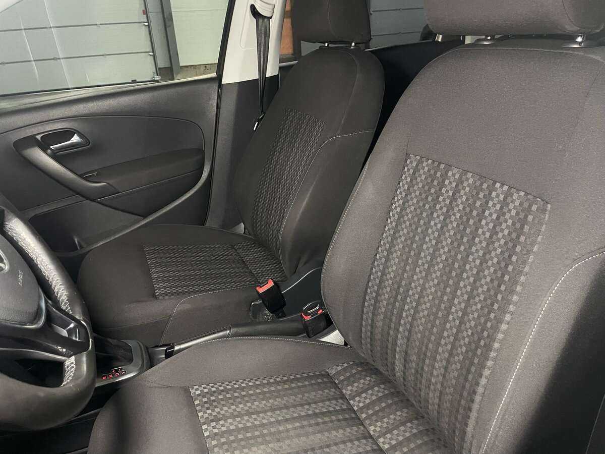 Volkswagen Polo с пробегом — 2017 год. Фото: #10