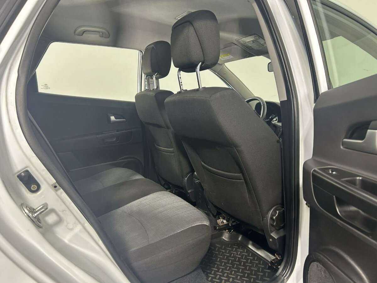 Kia Ceed с пробегом — 2012 год. Фото: #16