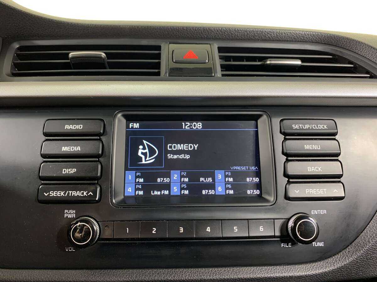 Kia Rio с пробегом — 2019 год. Фото: #12