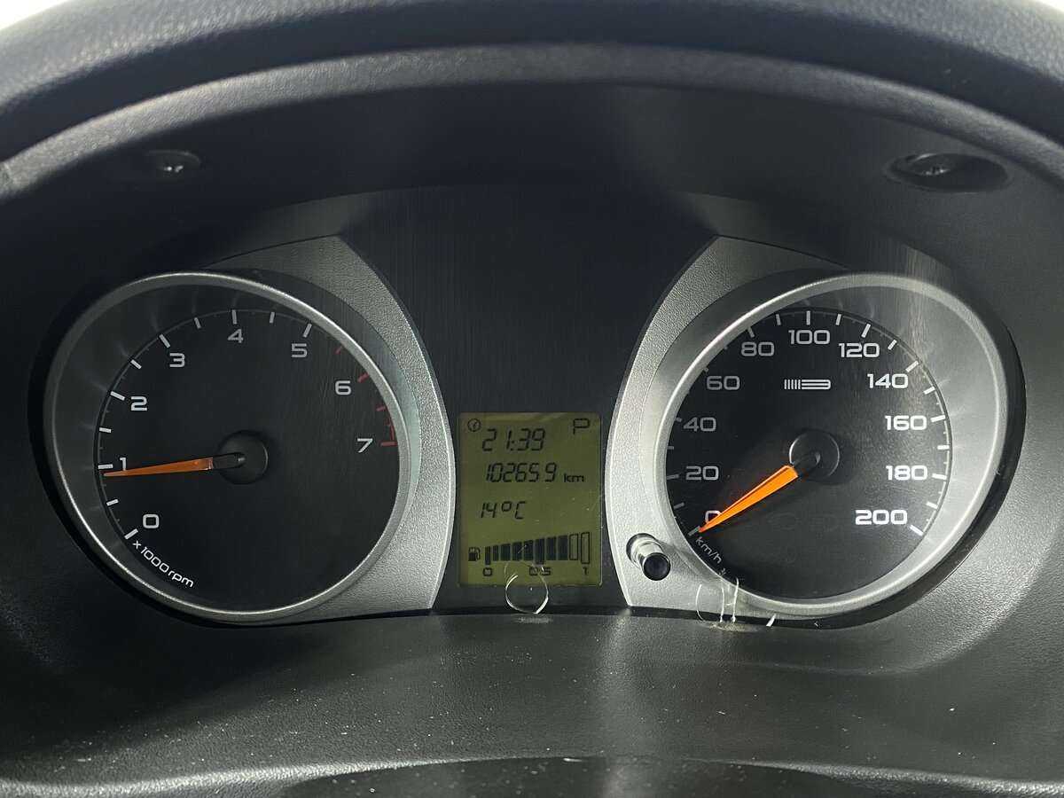 Lada (ВАЗ) Granta с пробегом — 2014 год. Фото: #12