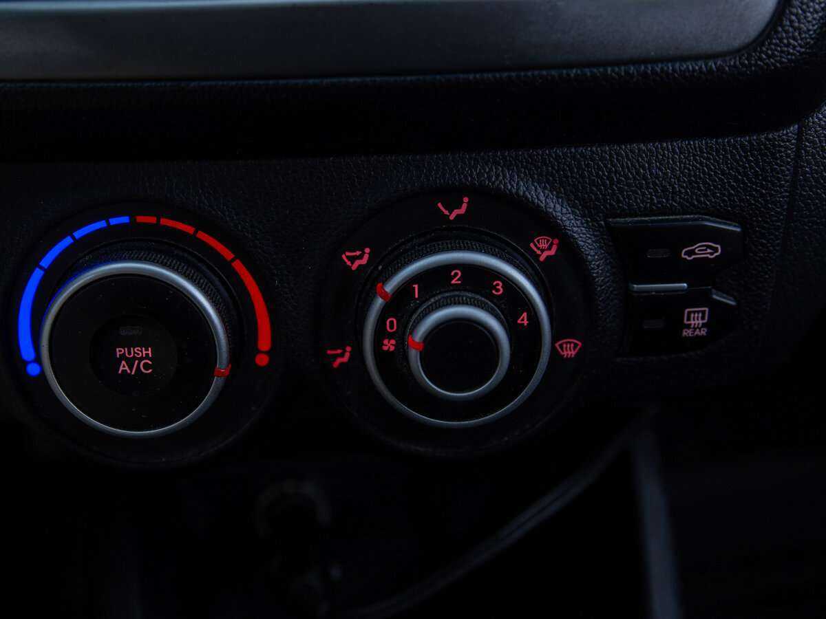 Kia Rio с пробегом — 2014 год. Фото: #16