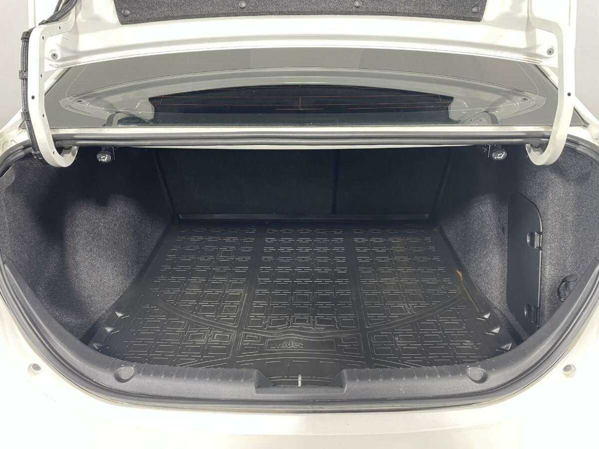 Mazda 3 с пробегом — 2014 год. Фото: #16