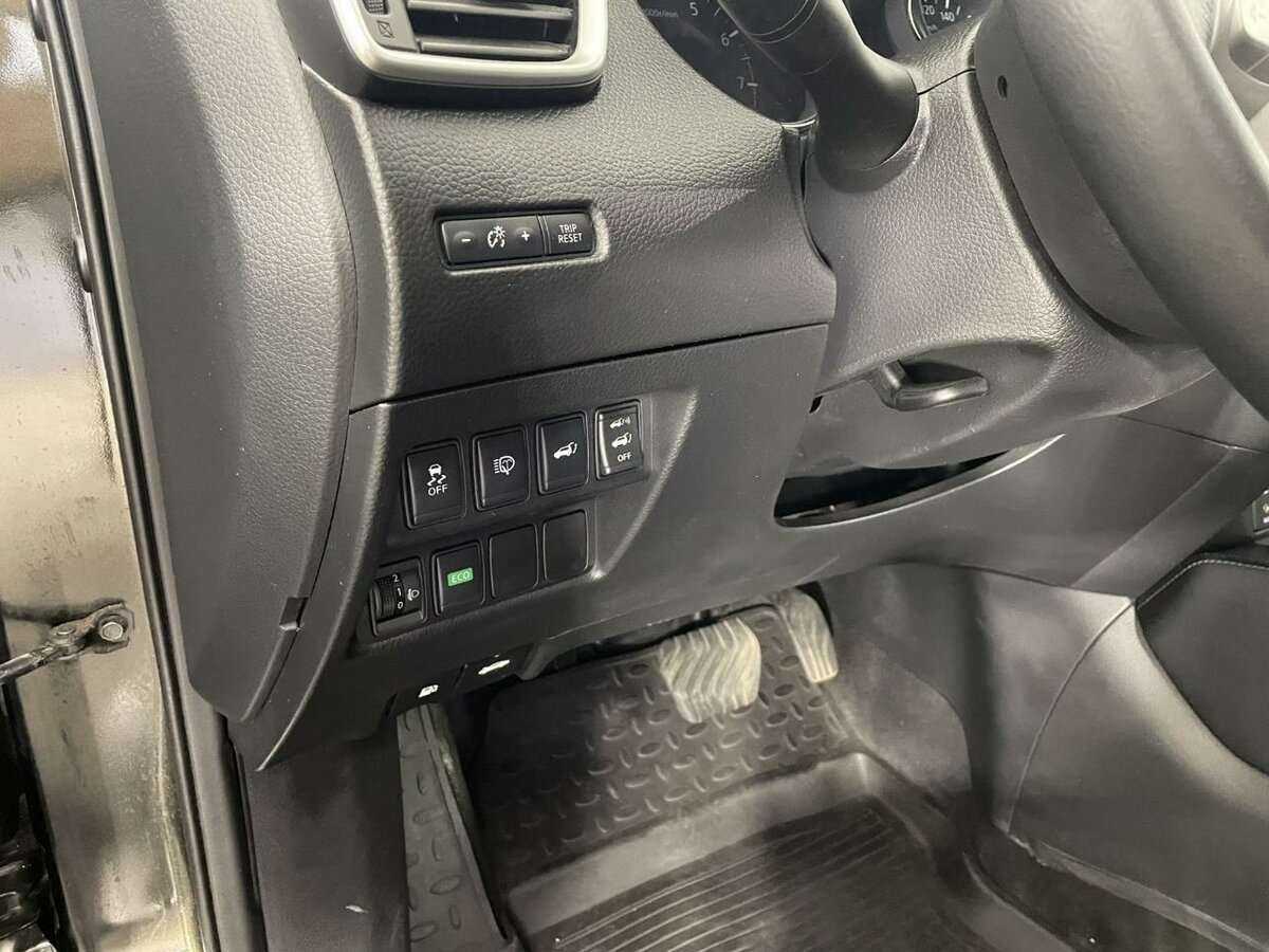 Nissan X-Trail с пробегом — 2015 год. Фото: #8