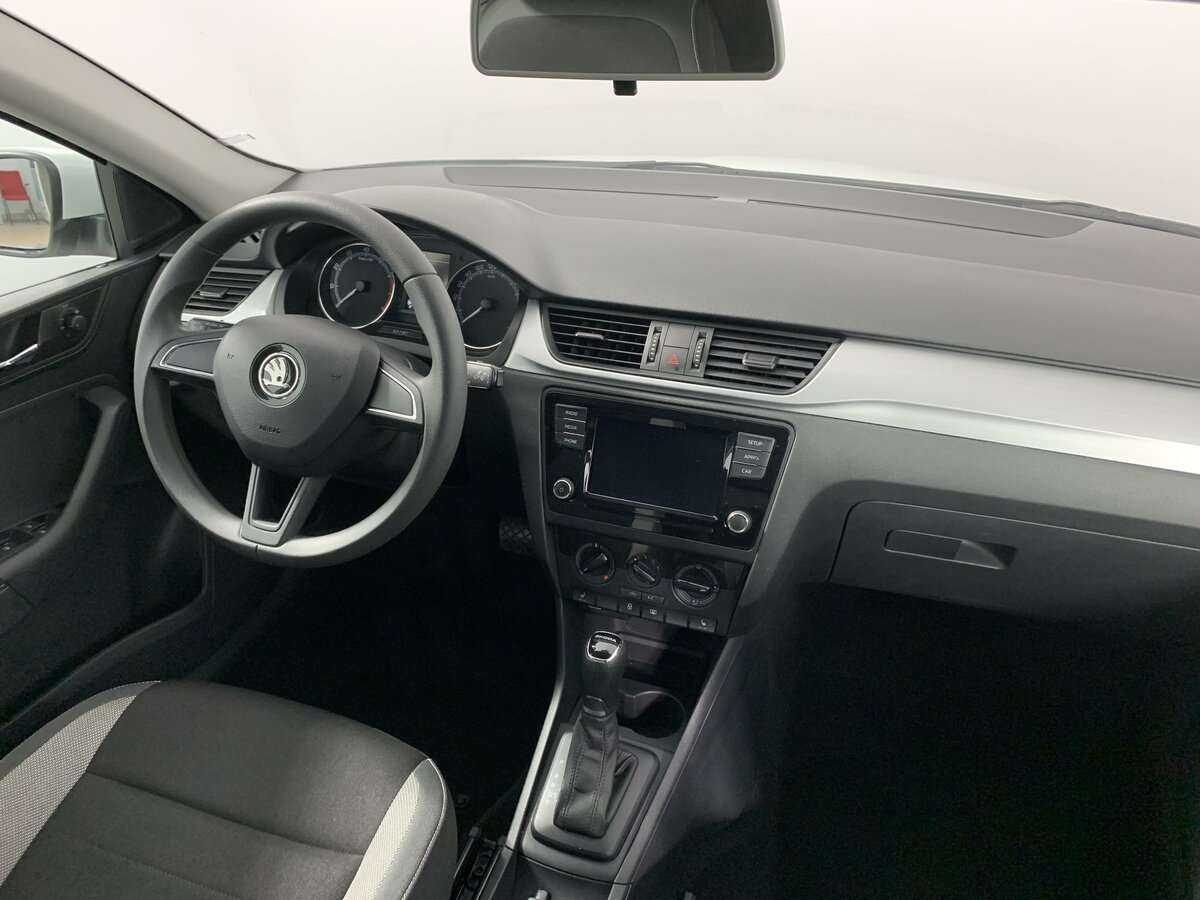 Skoda Rapid с пробегом — 2019 год. Фото: #8