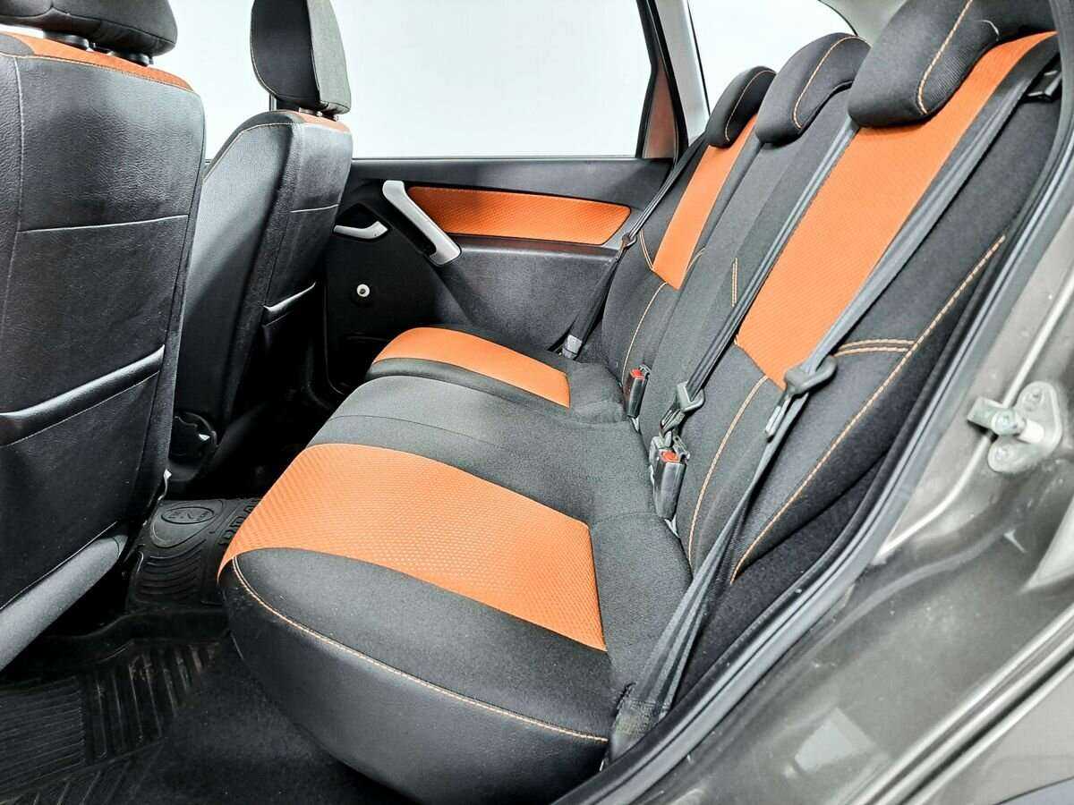 Lada (ВАЗ) Kalina с пробегом — 2016 год. Фото: #8