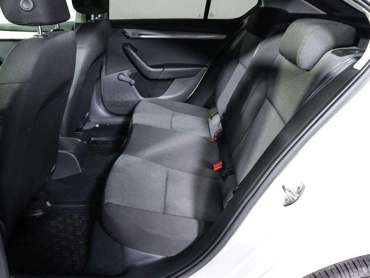 Skoda Octavia с пробегом — 2016 год. Фото: #7