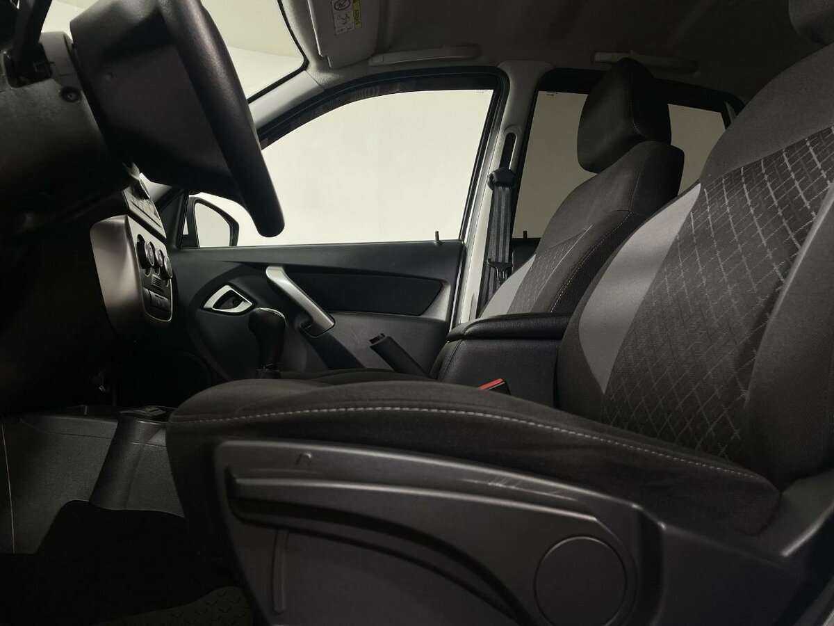 Lada (ВАЗ) Granta с пробегом — 2021 год. Фото: #9