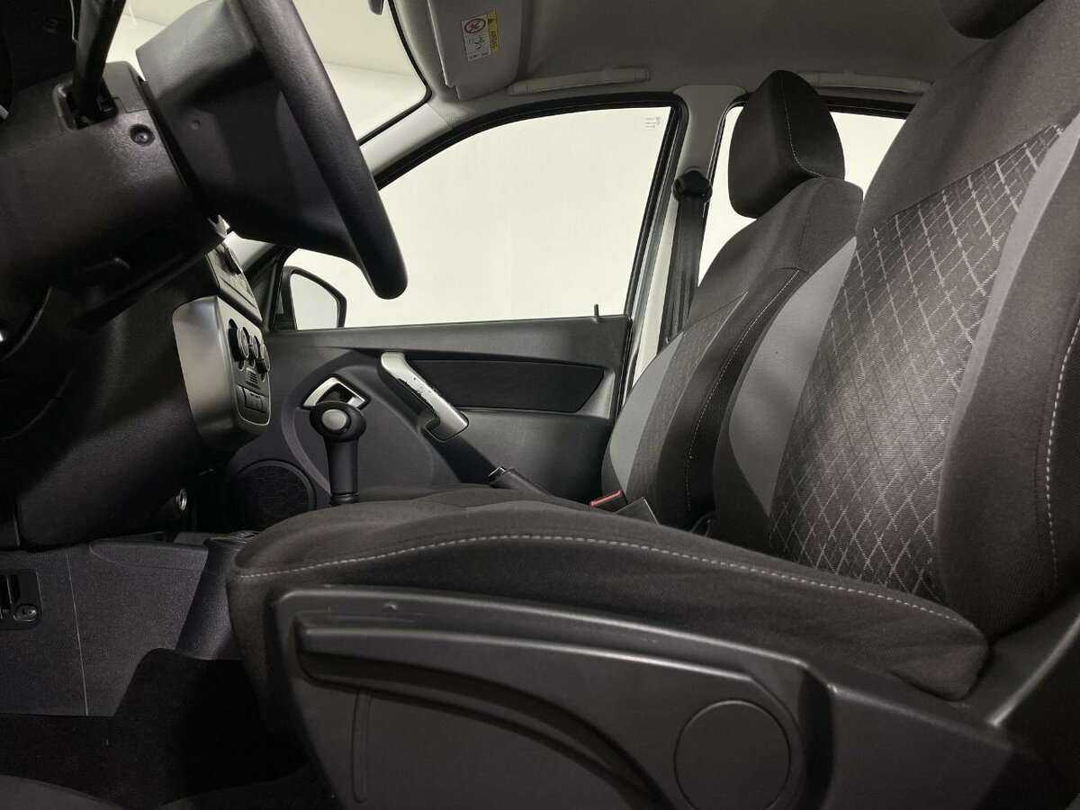 Lada (ВАЗ) Granta с пробегом — 2021 год. Фото: #9