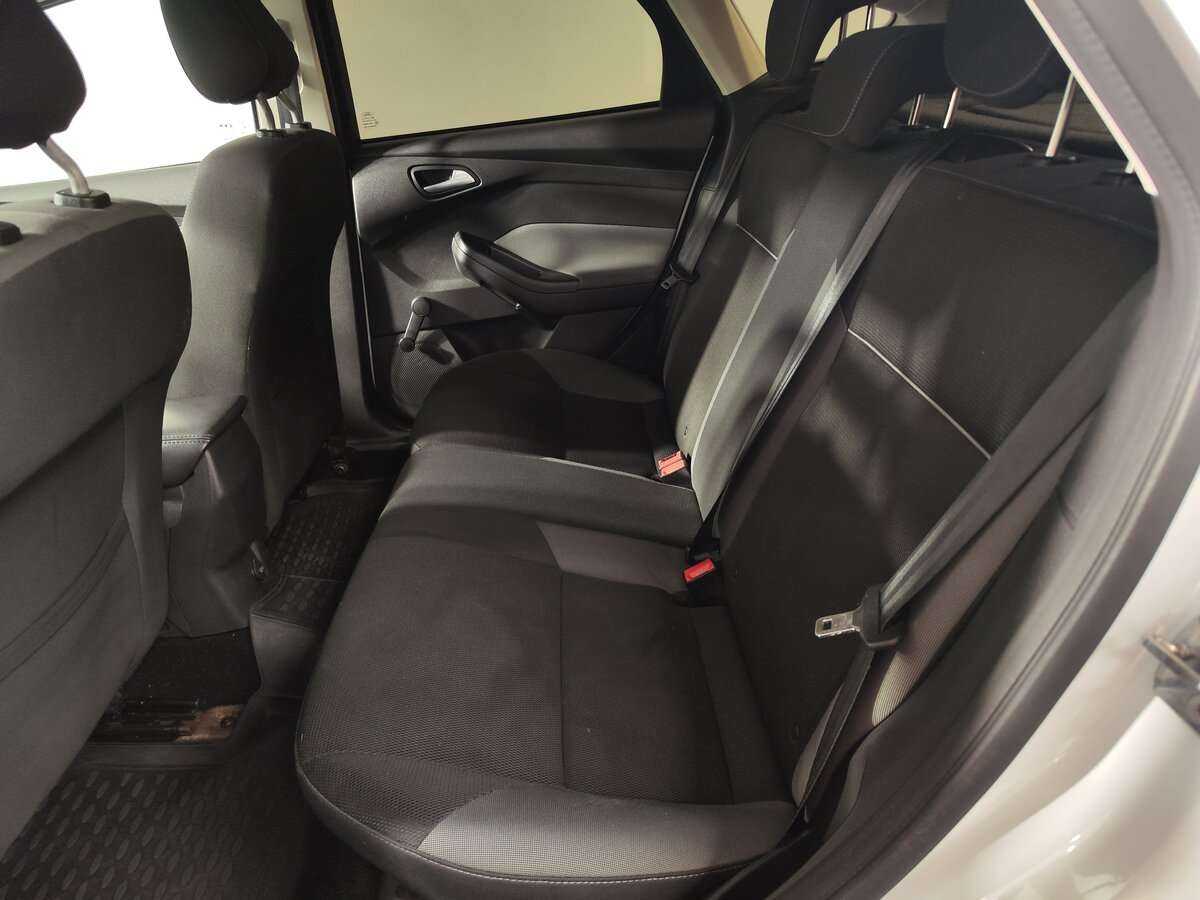 Ford Focus с пробегом — 2014 год. Фото: #9