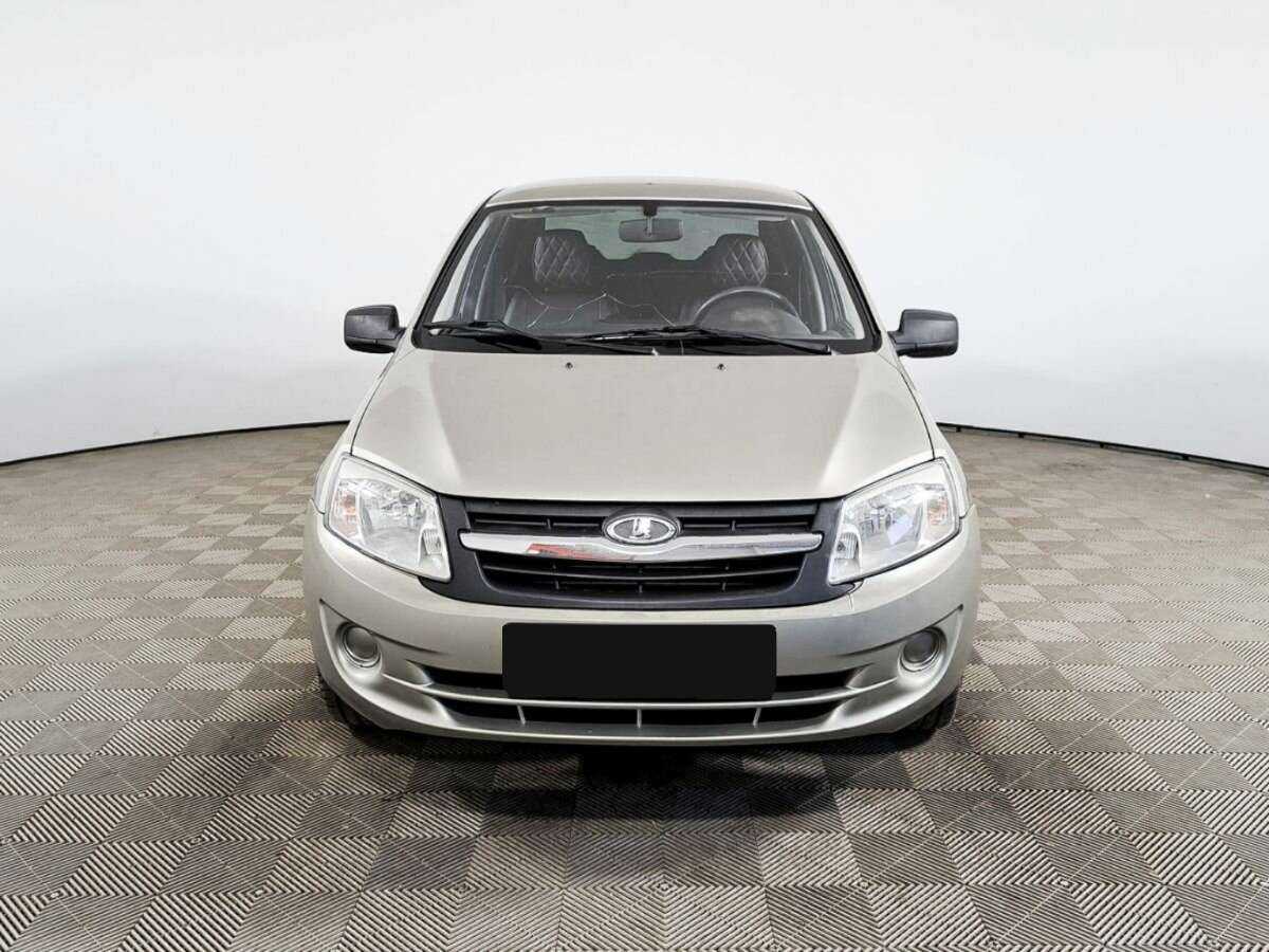 Lada (ВАЗ) Granta с пробегом — 2012 год. Фото: #1