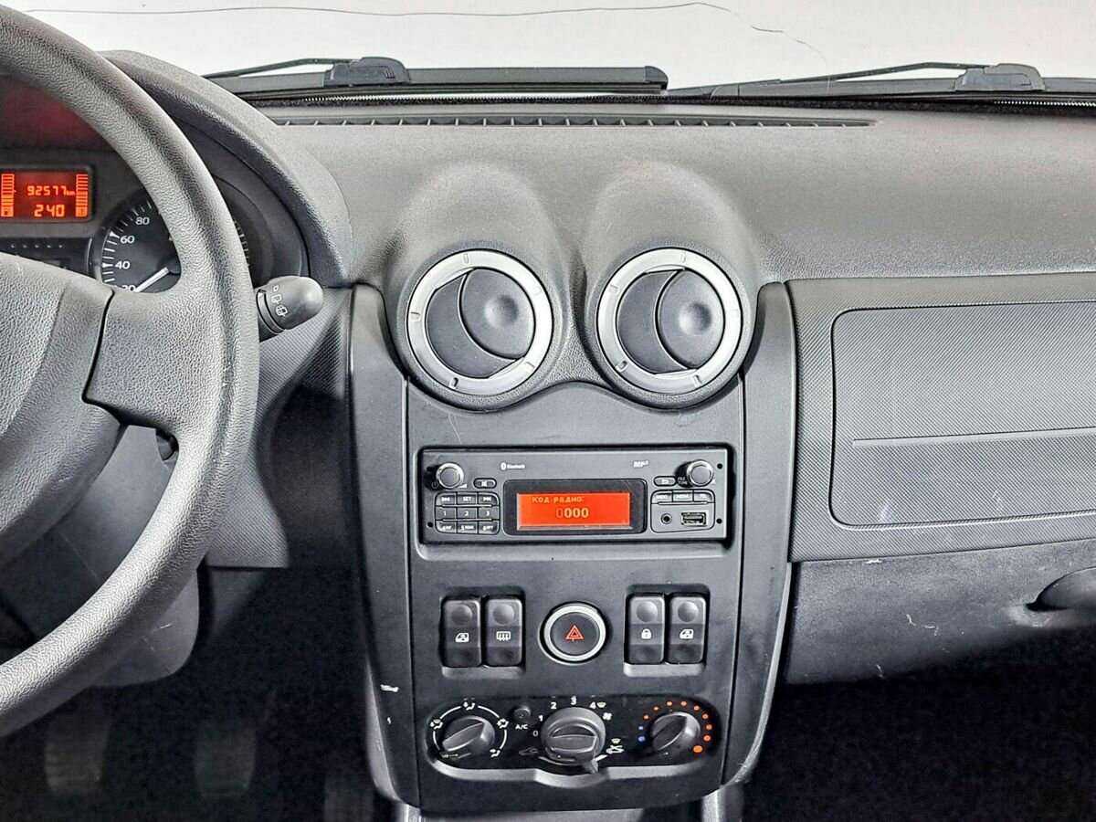 Lada (ВАЗ) Largus с пробегом — 2019 год. Фото: #12