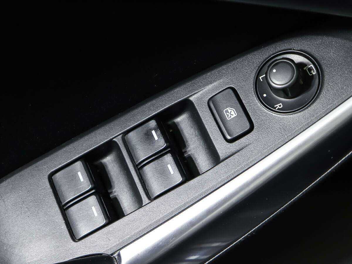 Mazda 6 с пробегом — 2013 год. Фото: #15