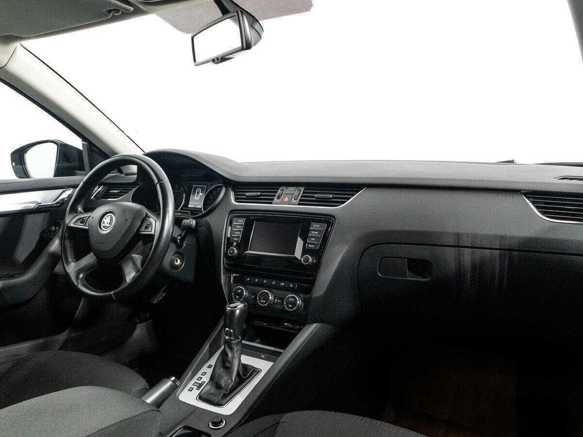 Skoda Octavia с пробегом — 2014 год. Фото: #8
