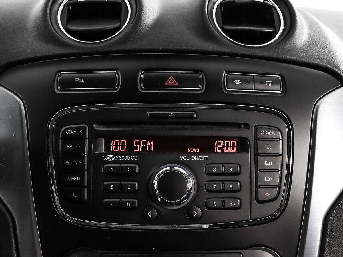 Ford Mondeo с пробегом — 2012 год. Фото: #13