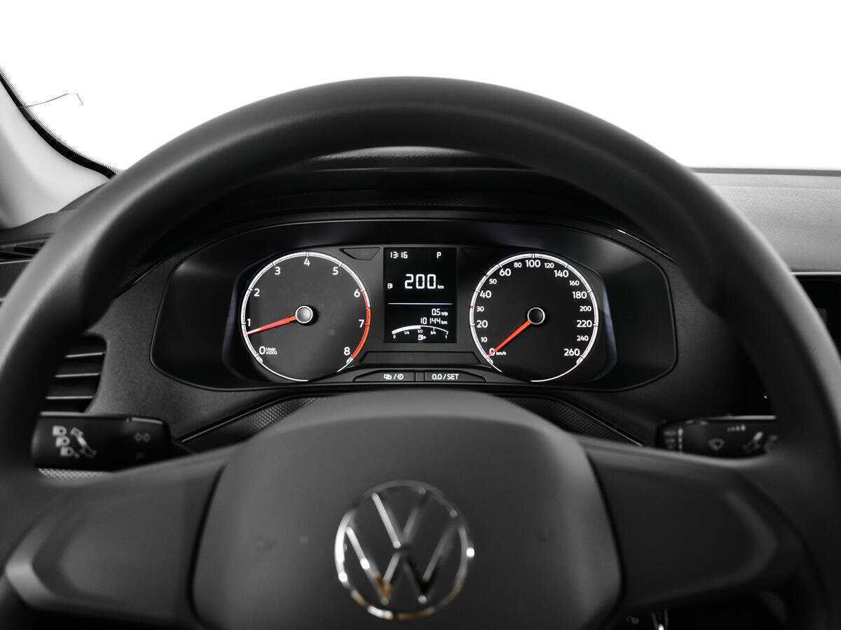 Volkswagen Polo с пробегом — 2021 год. Фото: #10