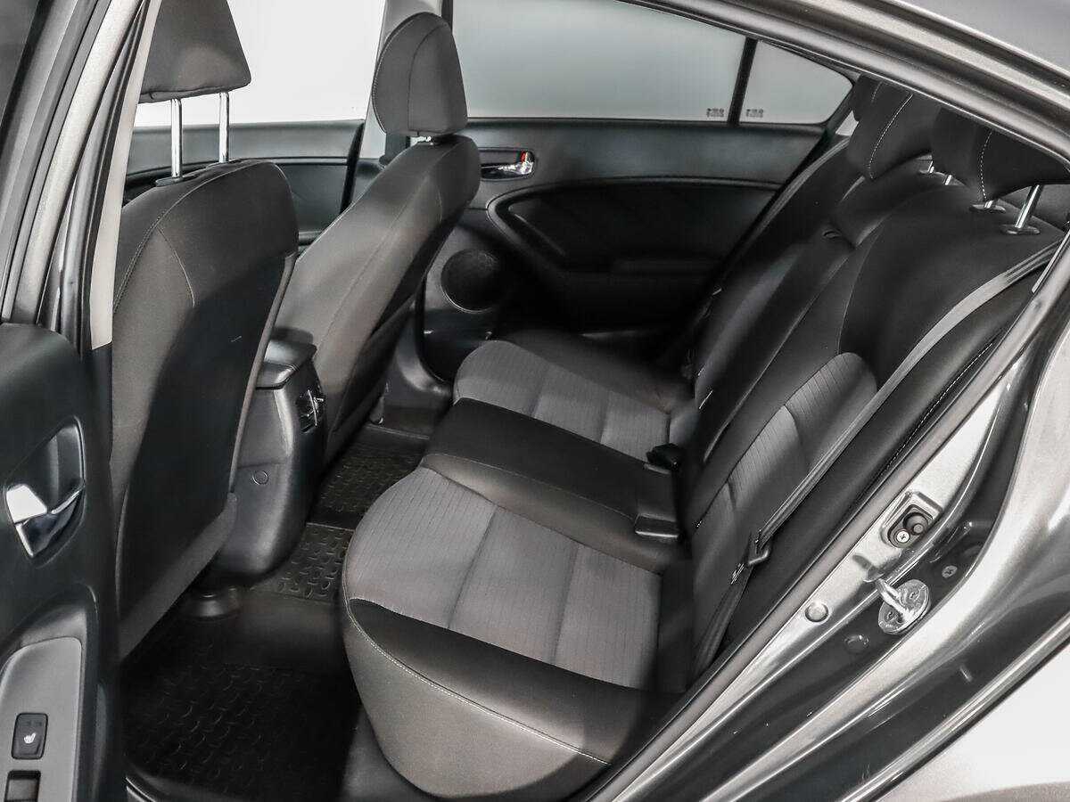 Kia Cerato с пробегом — 2016 год. Фото: #9