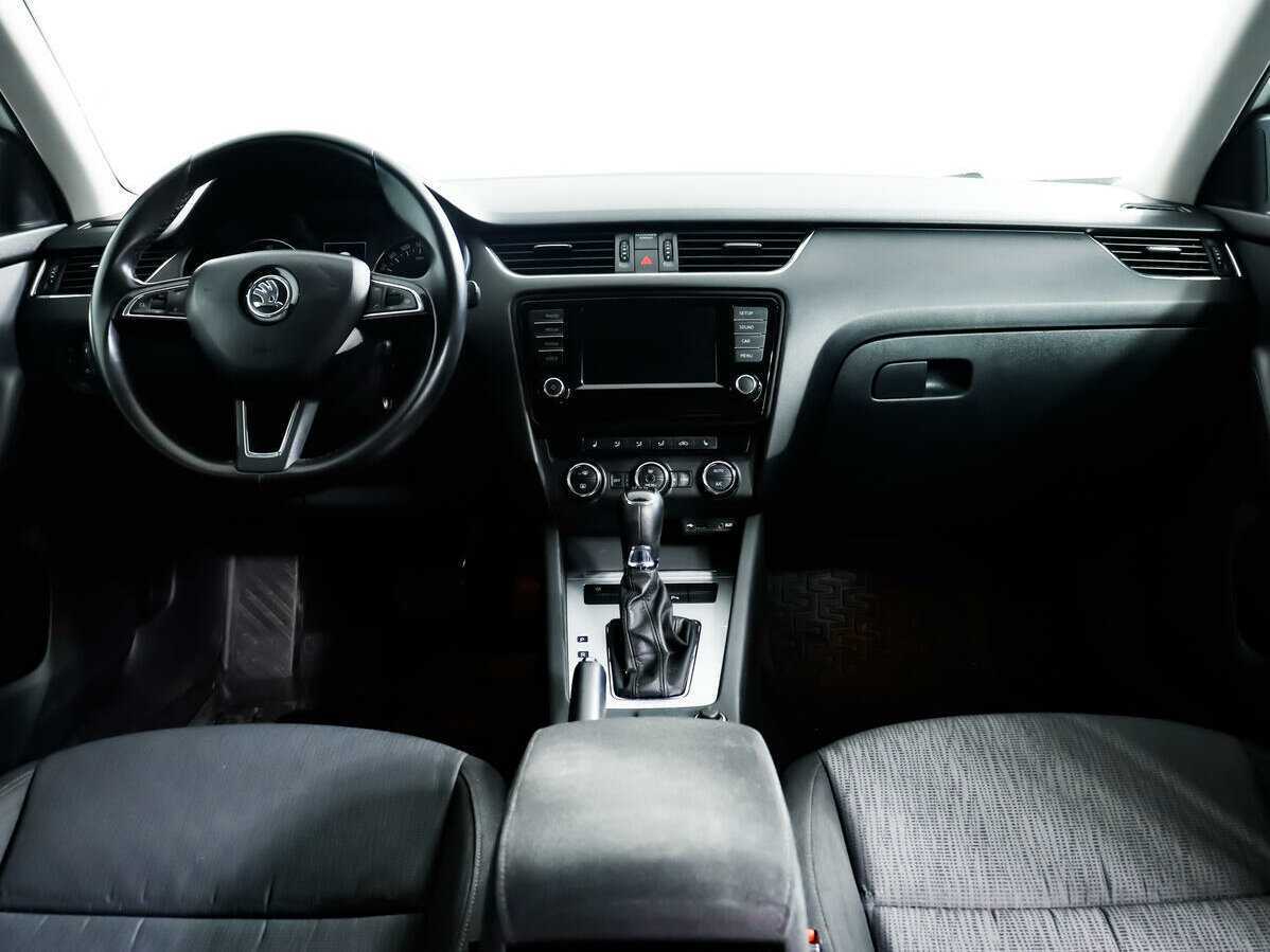 Skoda Octavia с пробегом — 2016 год. Фото: #10
