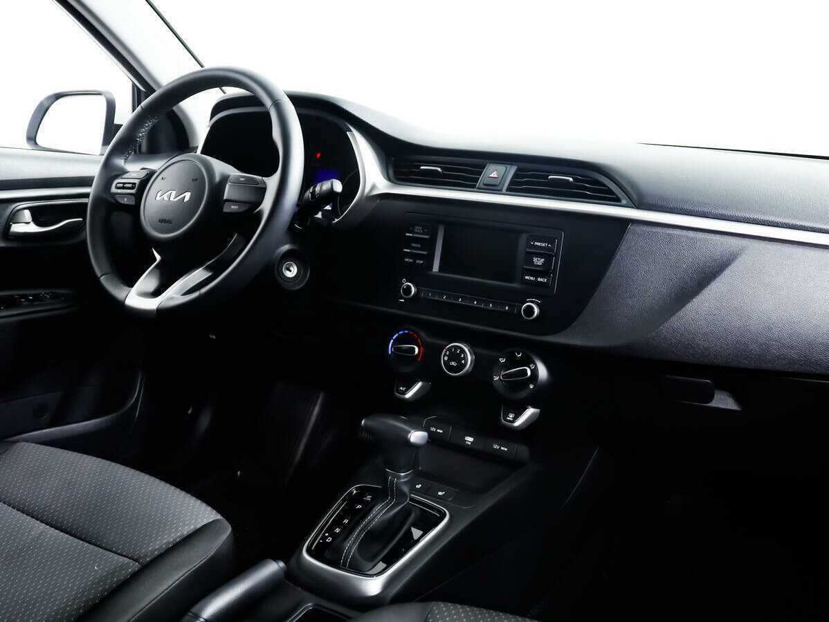 Kia Rio с пробегом — 2022 год. Фото: #6