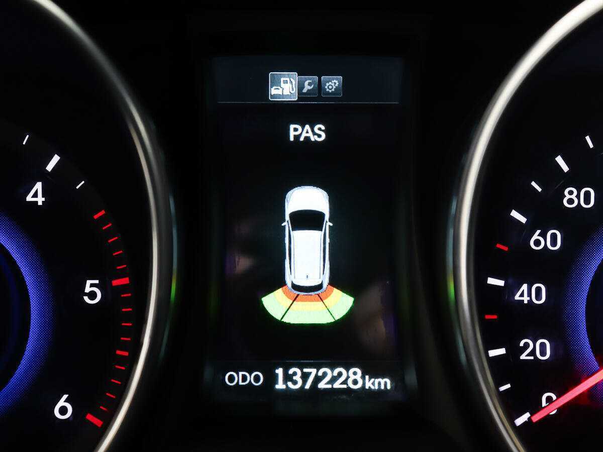 Hyundai Santa Fe с пробегом — 2013 год. Фото: #20