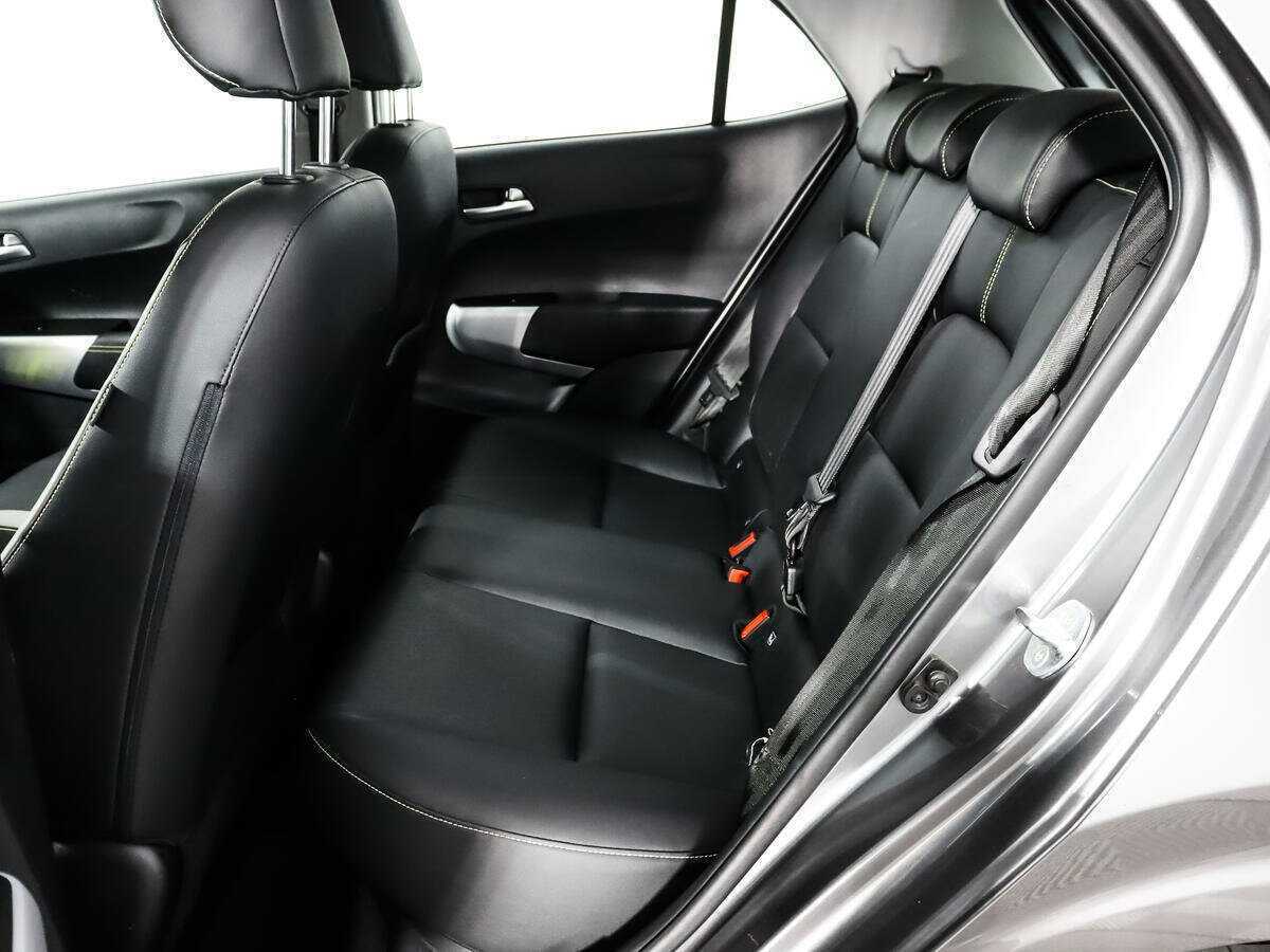 Kia Picanto с пробегом — 2021 год. Фото: #9