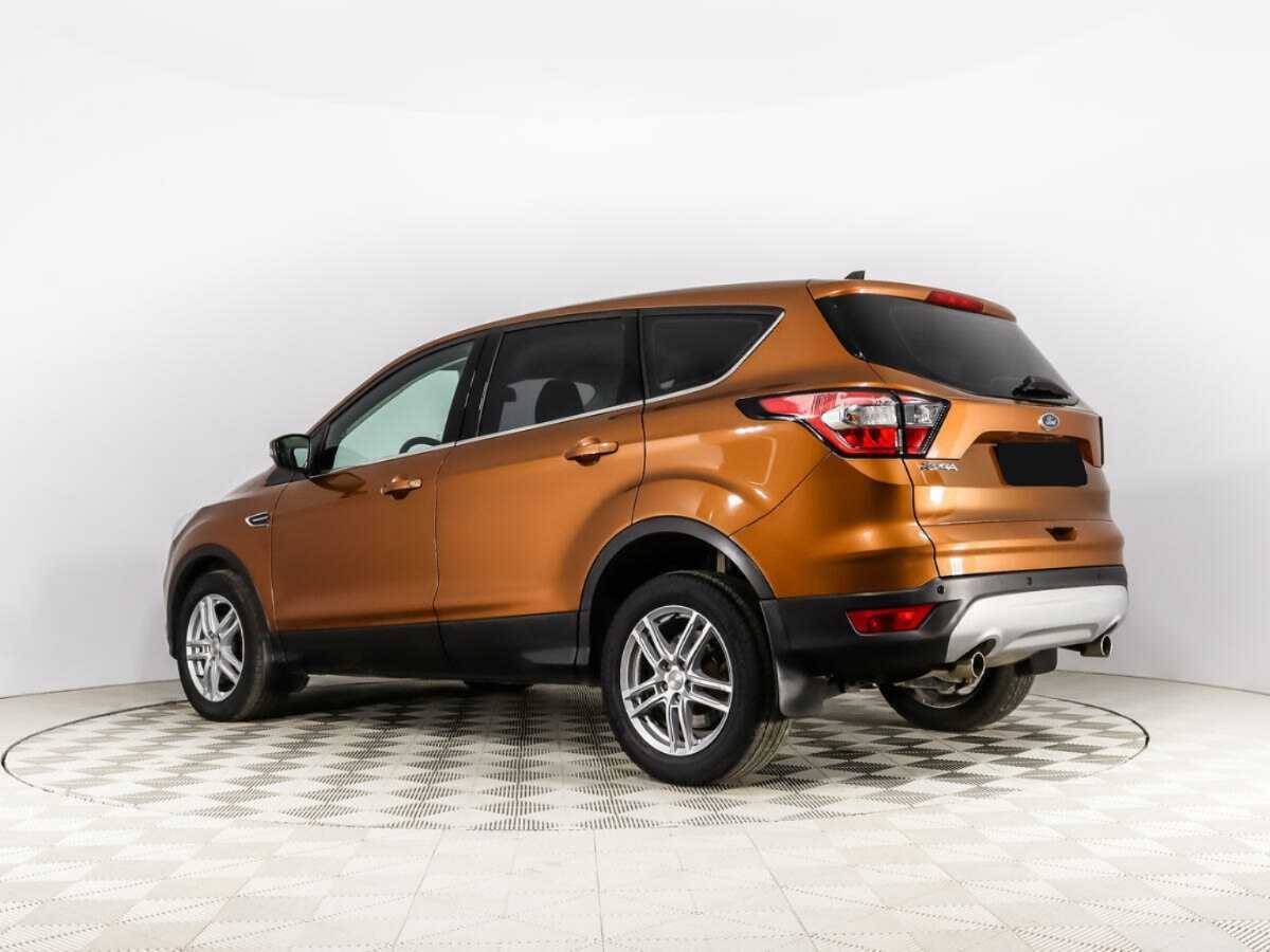 Ford Kuga с пробегом — 2017 год. Фото: #6