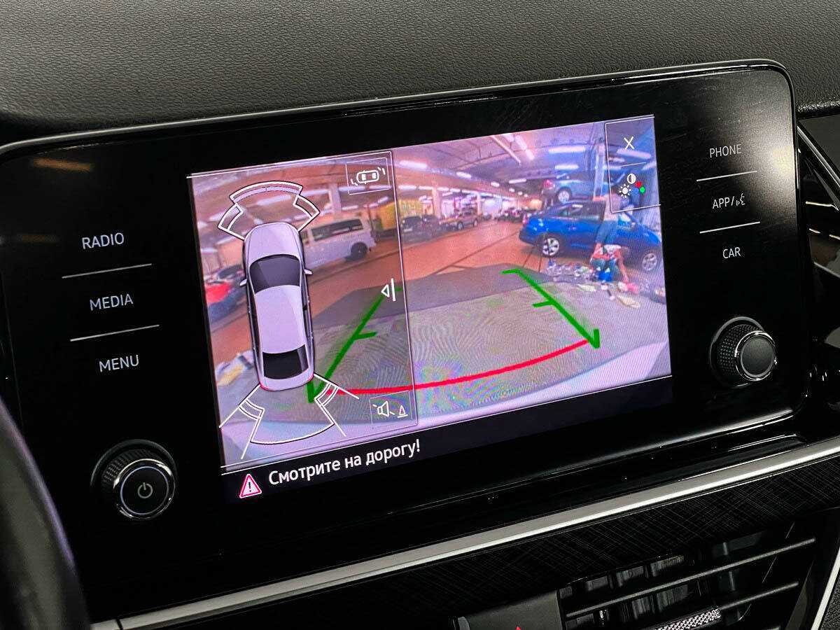 Volkswagen Polo с пробегом — 2020 год. Фото: #14