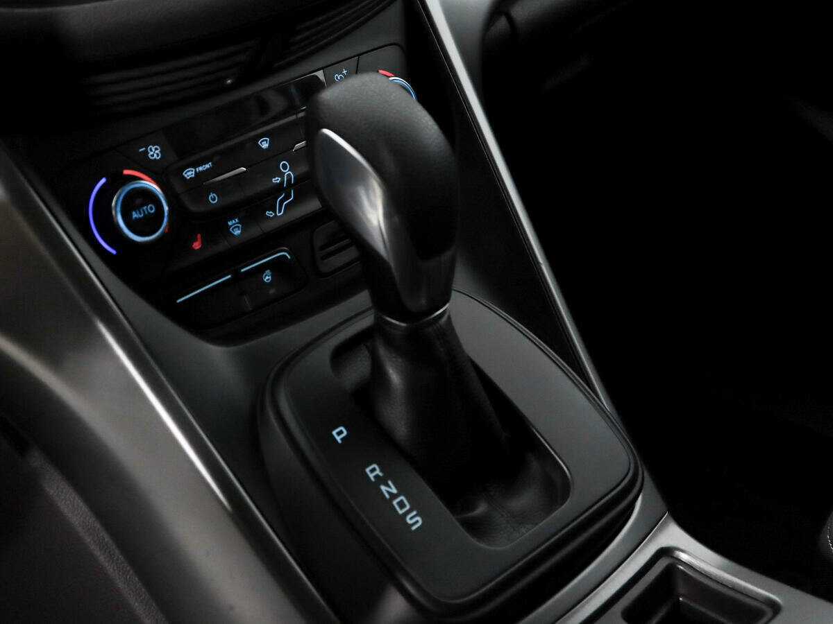 Ford Kuga с пробегом — 2018 год. Фото: #9