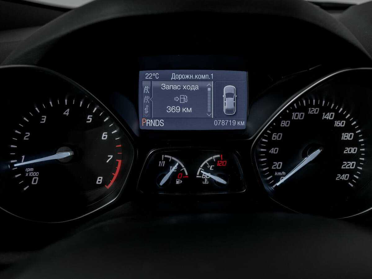 Ford Kuga с пробегом — 2016 год. Фото: #10