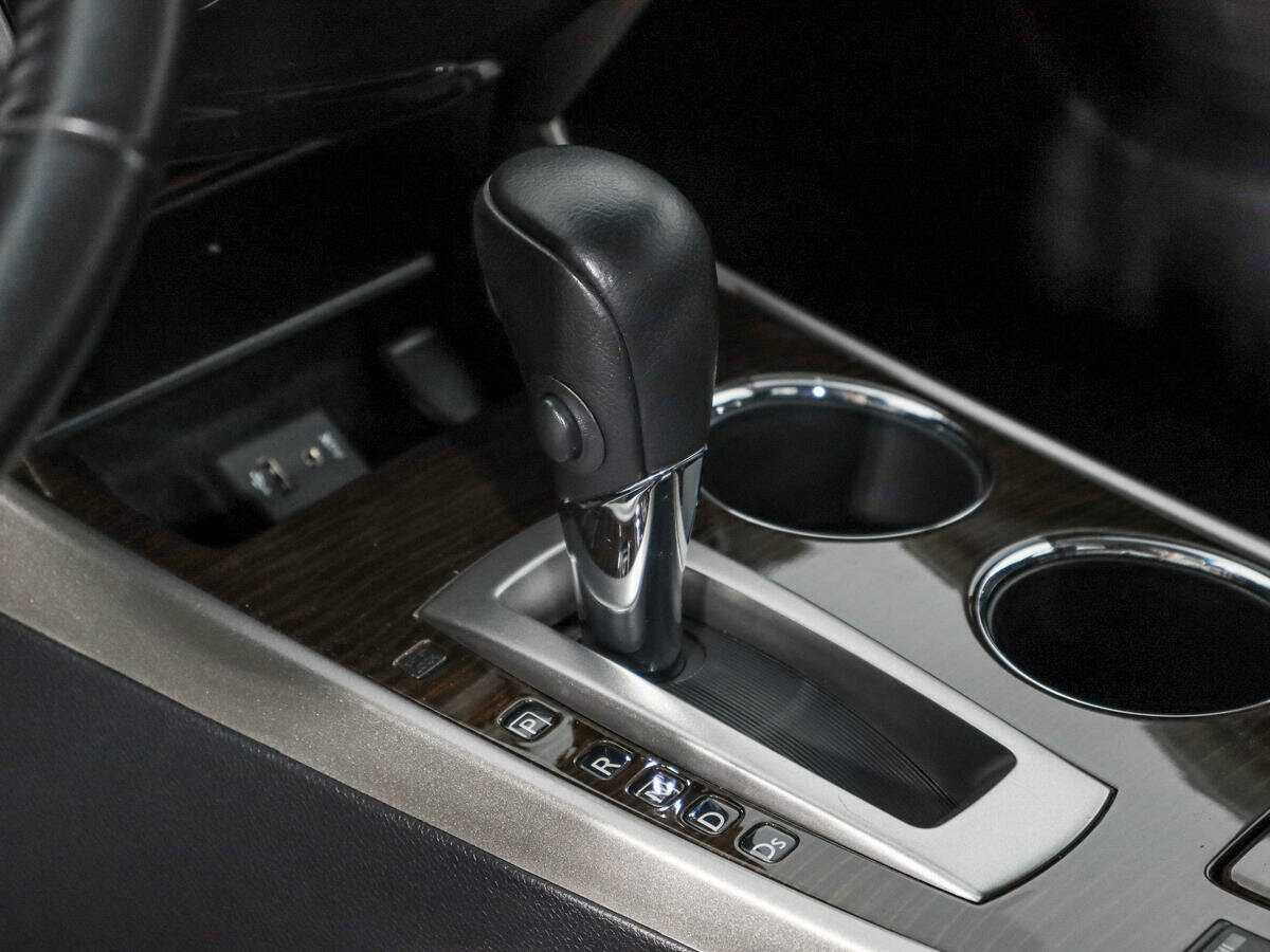 Nissan Teana с пробегом — 2014 год. Фото: #9