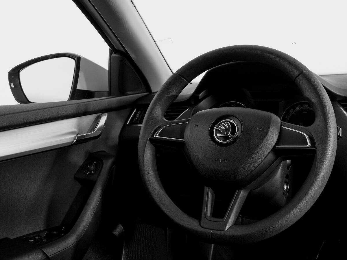 Skoda Octavia с пробегом — 2019 год. Фото: #13
