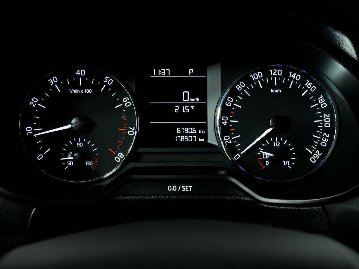 Skoda Octavia с пробегом — 2014 год. Фото: #9