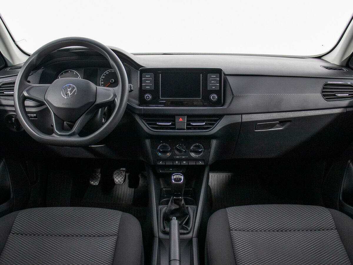 Volkswagen Polo с пробегом — 2020 год. Фото: #12