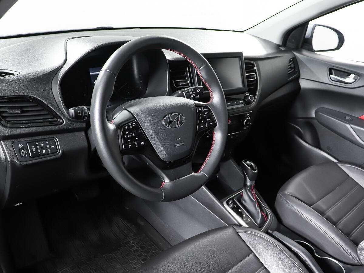 Hyundai Solaris с пробегом — 2020 год. Фото: #12