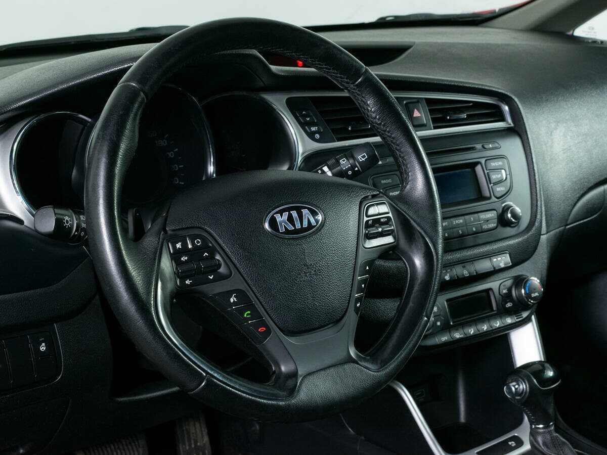 Kia Ceed с пробегом — 2018 год. Фото: #13