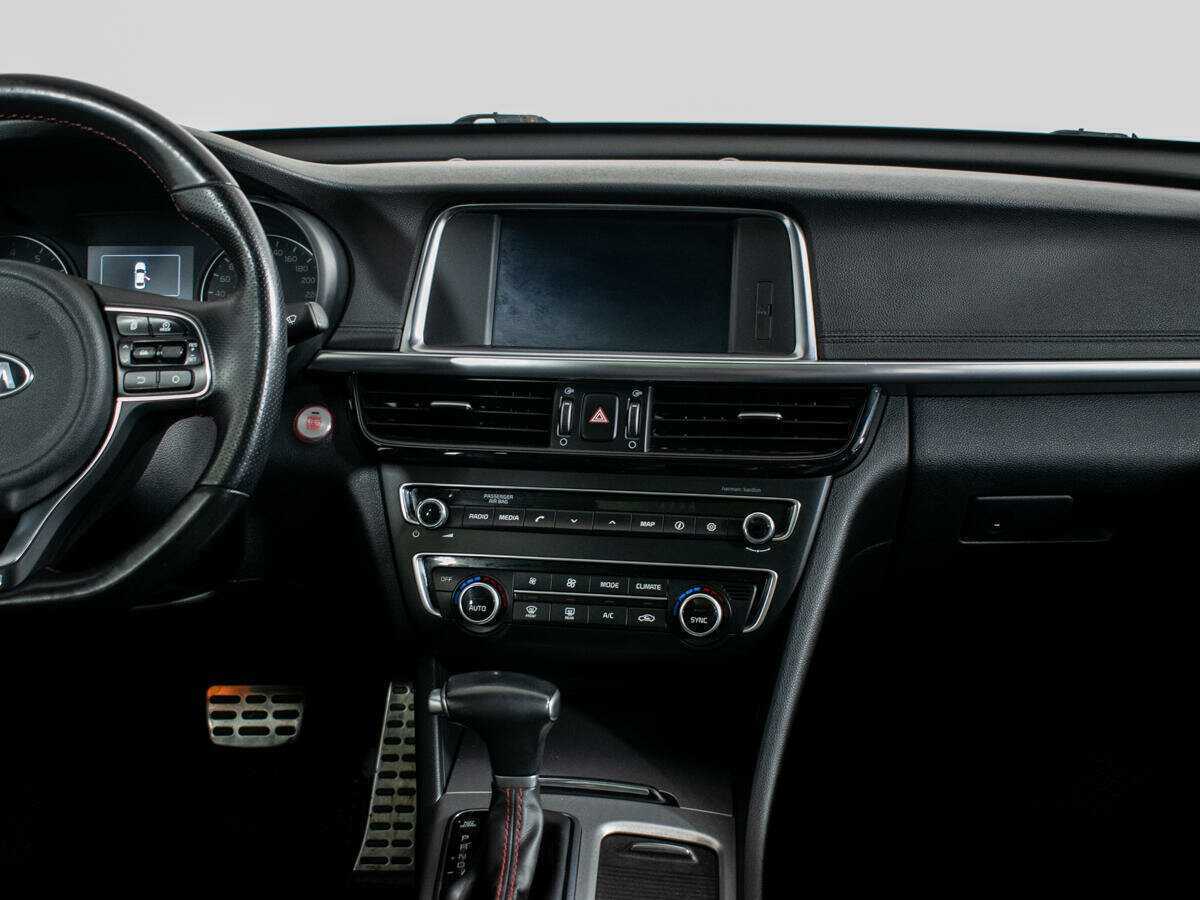 Kia Optima с пробегом — 2017 год. Фото: #8