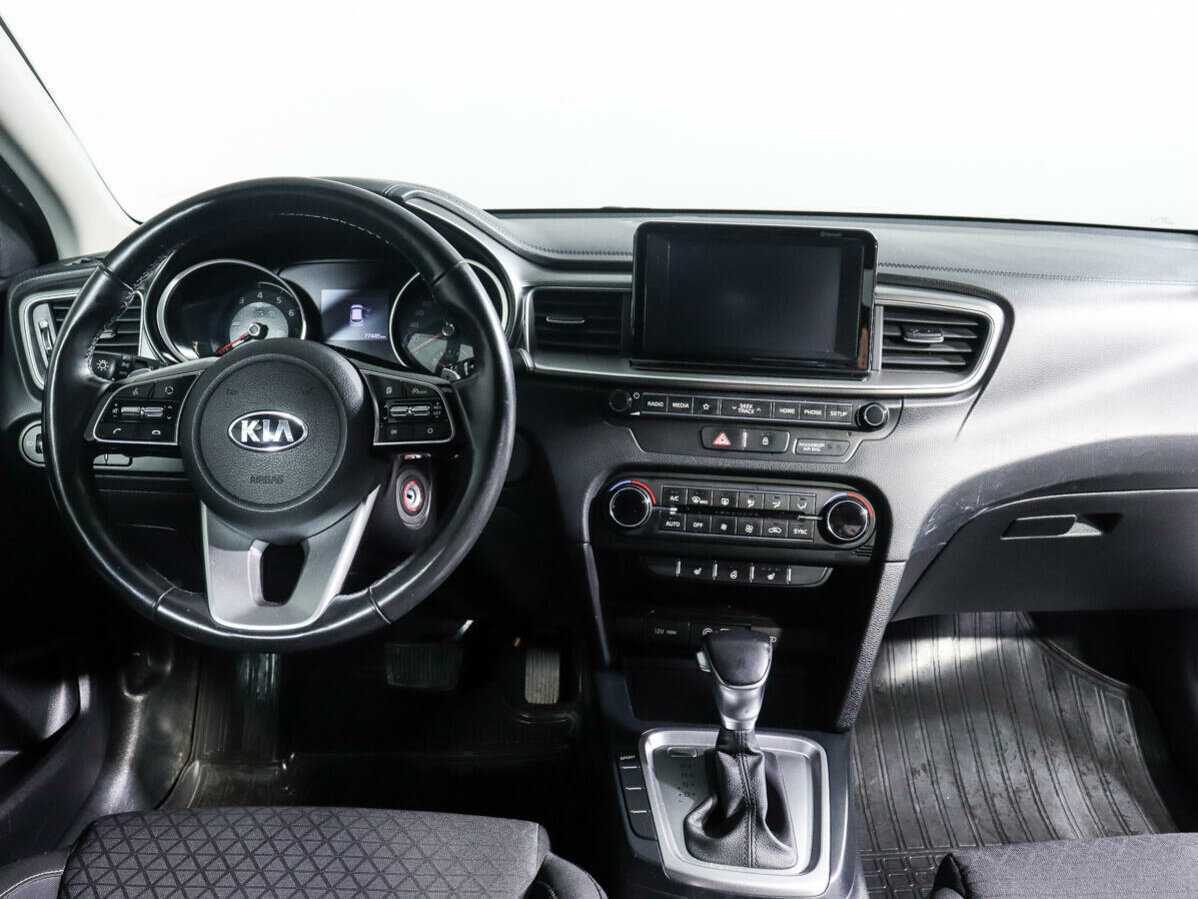 Kia Ceed с пробегом — 2018 год. Фото: #10