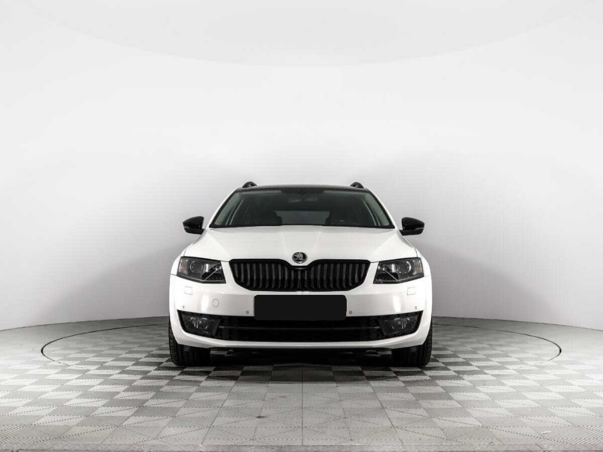 Skoda Octavia с пробегом — 2015 год. Фото: #1