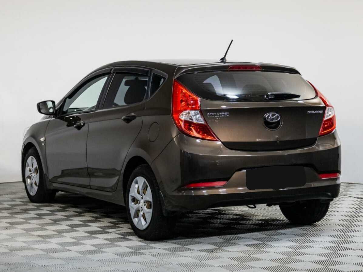 Hyundai Solaris с пробегом — 2014 год. Фото: #5