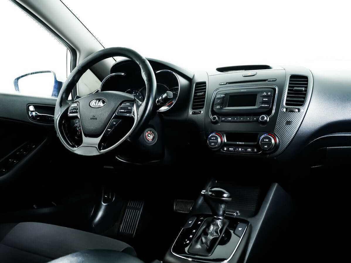 Kia Cerato с пробегом — 2017 год. Фото: #8