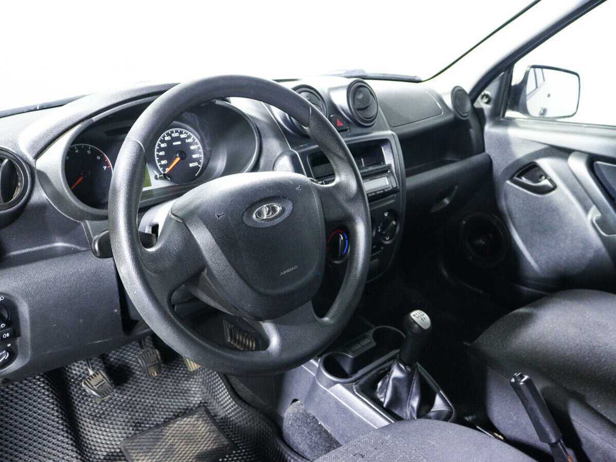 Lada (ВАЗ) Granta с пробегом — 2013 год. Фото: #11