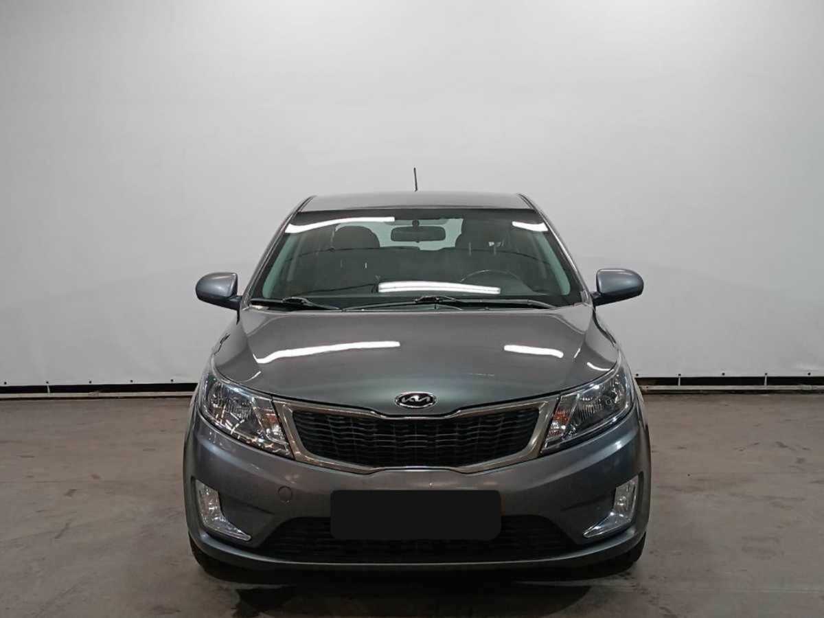 Kia Rio с пробегом — 2015 год. Фото: #1