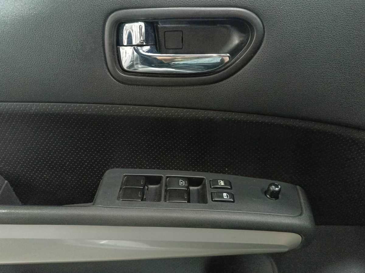 Nissan X-Trail с пробегом — 2012 год. Фото: #16