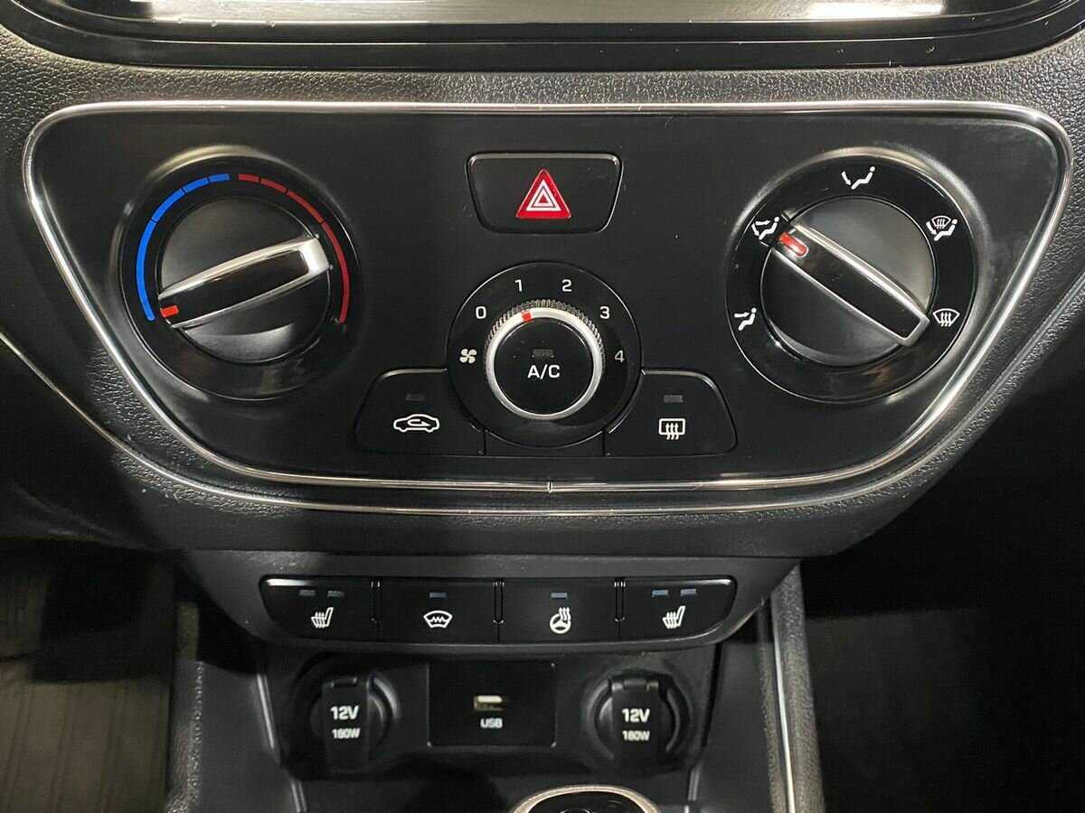 Hyundai Solaris с пробегом — 2022 год. Фото: #12