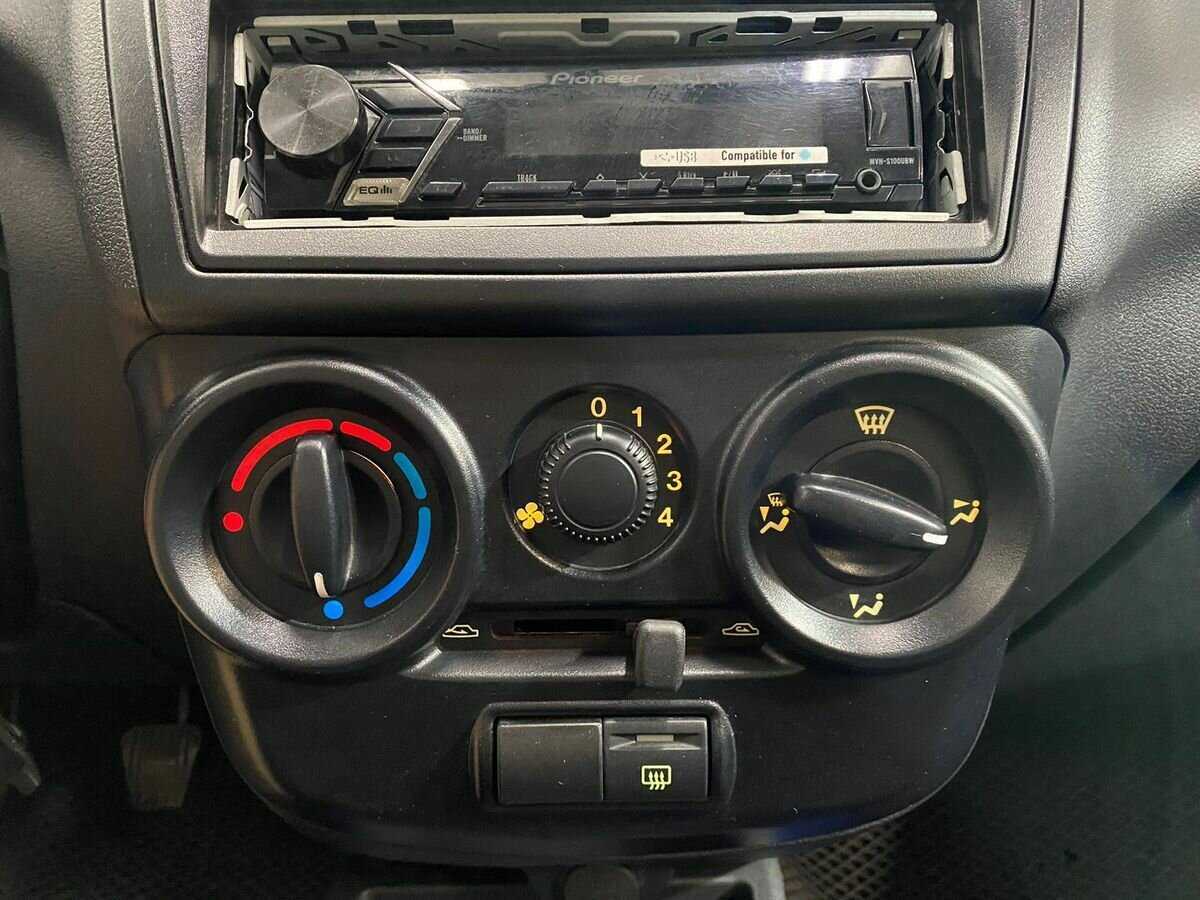 Lada (ВАЗ) Kalina с пробегом — 2017 год. Фото: #12