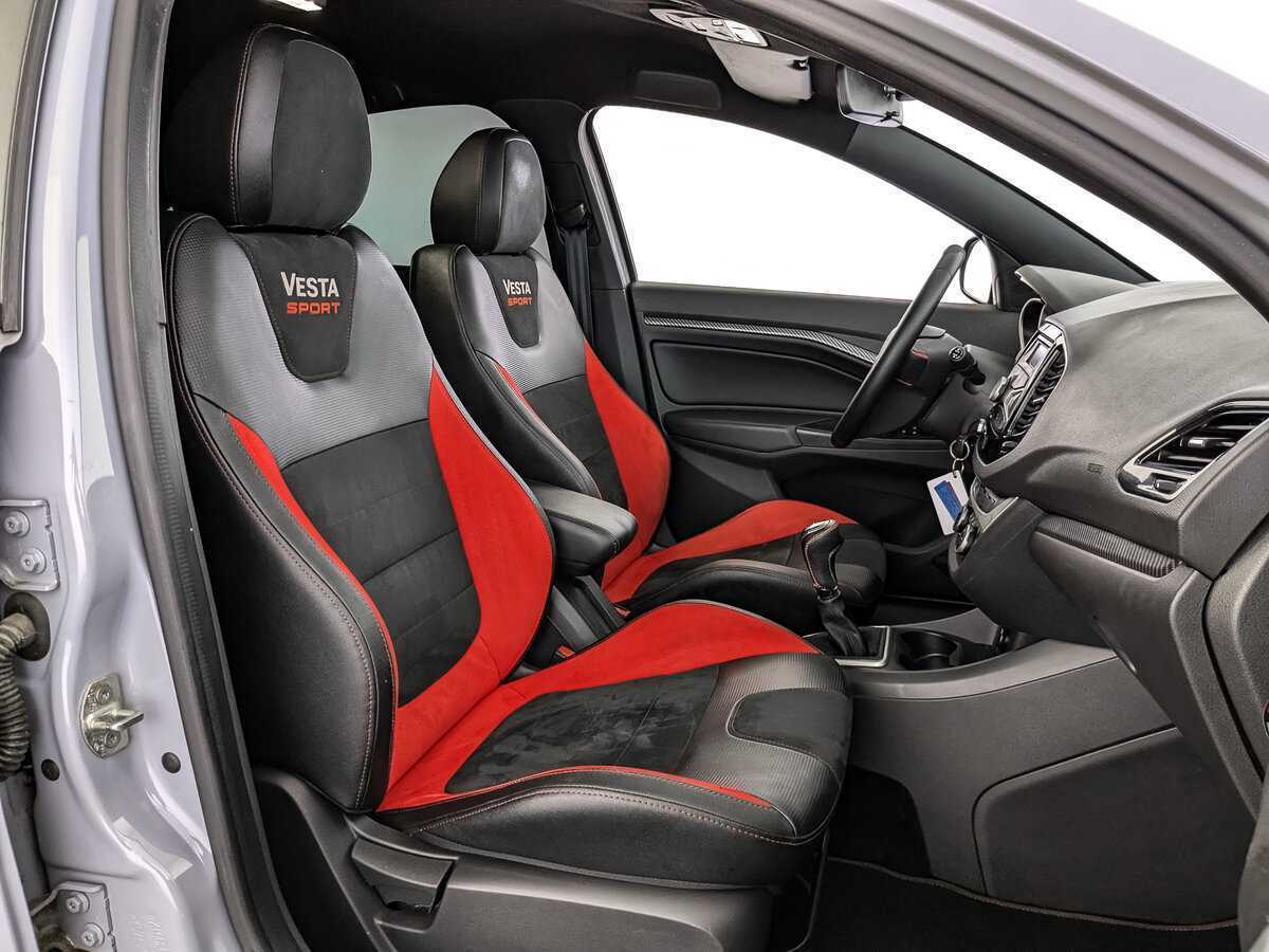 Lada (ВАЗ) Vesta с пробегом — 2019 год. Фото: #19