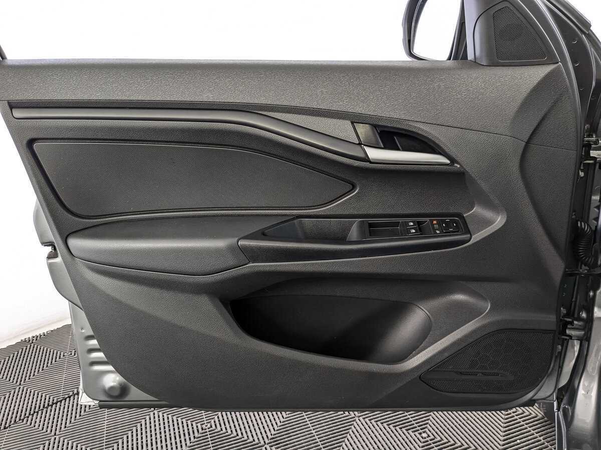 Lada (ВАЗ) Vesta с пробегом — 2020 год. Фото: #13