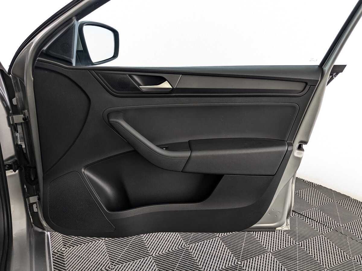 Volkswagen Polo с пробегом — 2021 год. Фото: #20